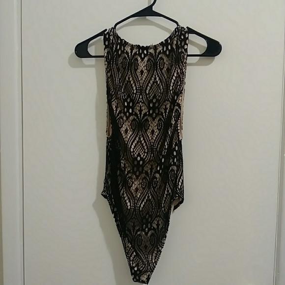 Flirty Bodysuit Charlotte Russe - Picture 2 of 6